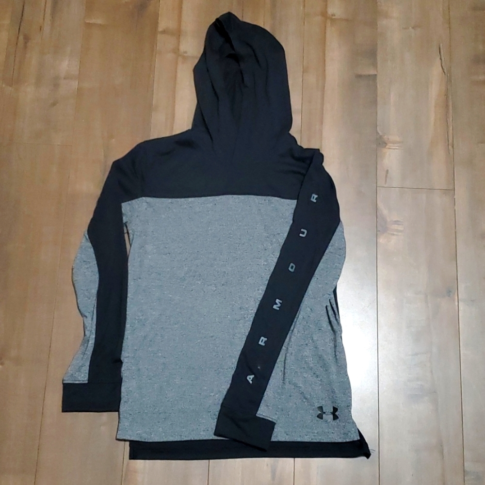 Under Armour Long Sleeve